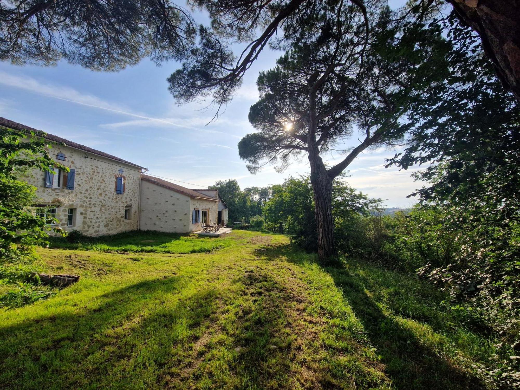 Ferme Ariegeoise, Gite Du Lac Unzent المظهر الخارجي الصورة